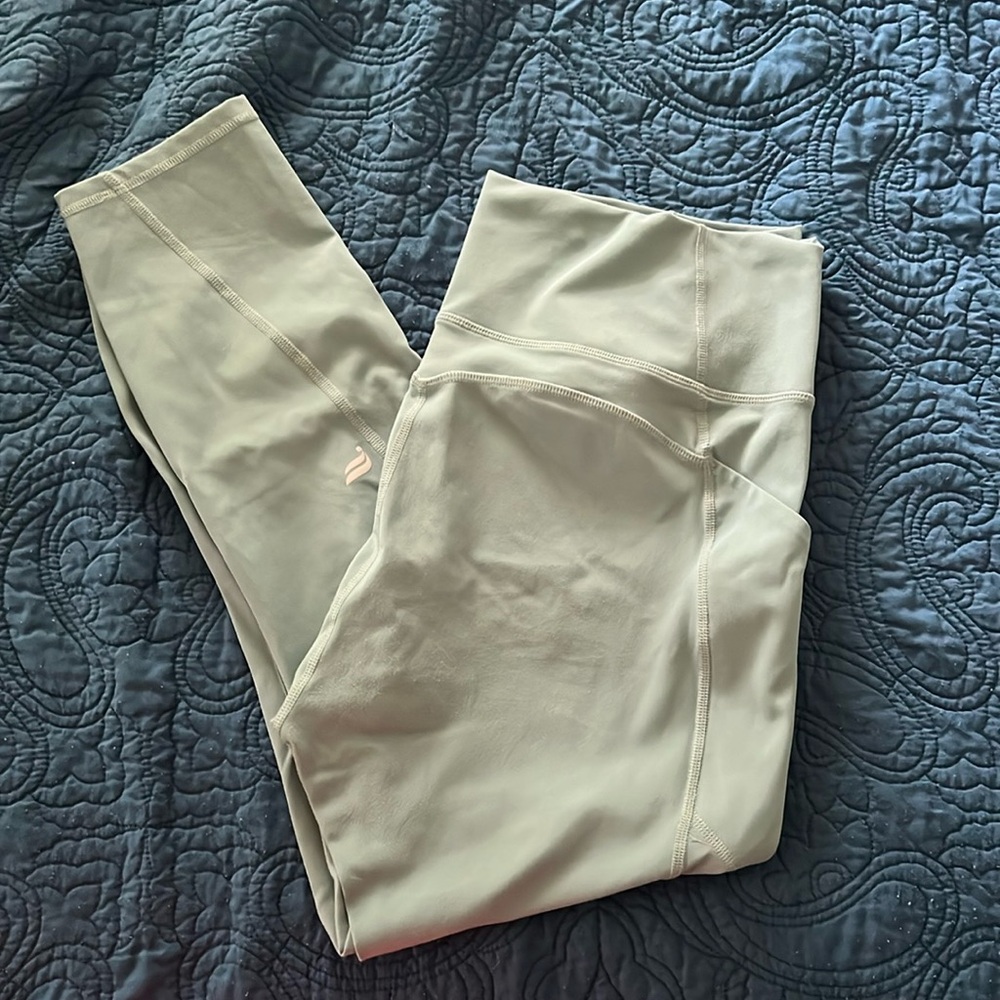 Fabletics luxe leggings